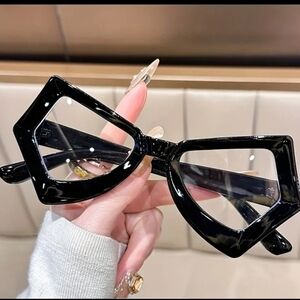 Sleek Black Geometric Cat-Eye Glasses